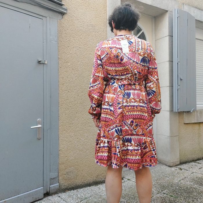 Superbe robe neuve pour taille L - photo numéro 4