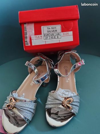 Leboncoin Sandales Reine Des Neiges Tong Elsa Reine Des Neiges 26/ 27 Disney Achat Occasion Sandales  (fille) Disney Blue 27 Bon état