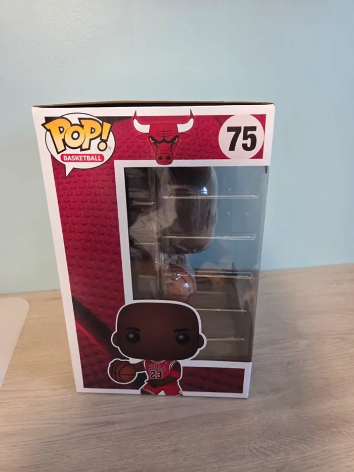 Figurine Funko Pop NBA Michael Jordan XL - photo numéro 4