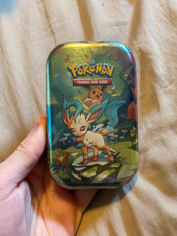 Mini Tin Pokémon EV8.5 évolutions prismatiques Phyllali