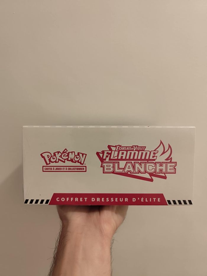 Lot de 2 ETB Pokémon - EV10.5 Foudre Noire & Flamme Blanche - Neuves Scellées - photo numéro 6
