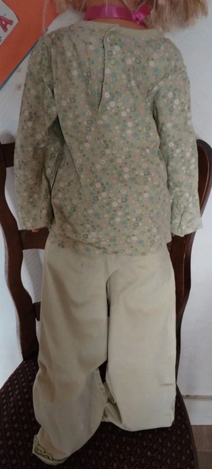 Lot pantalon et tee shirt - photo numéro 3