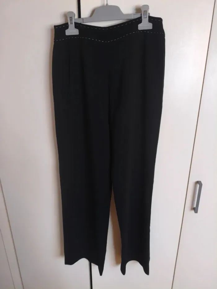 Pantalon noir - photo numéro 4