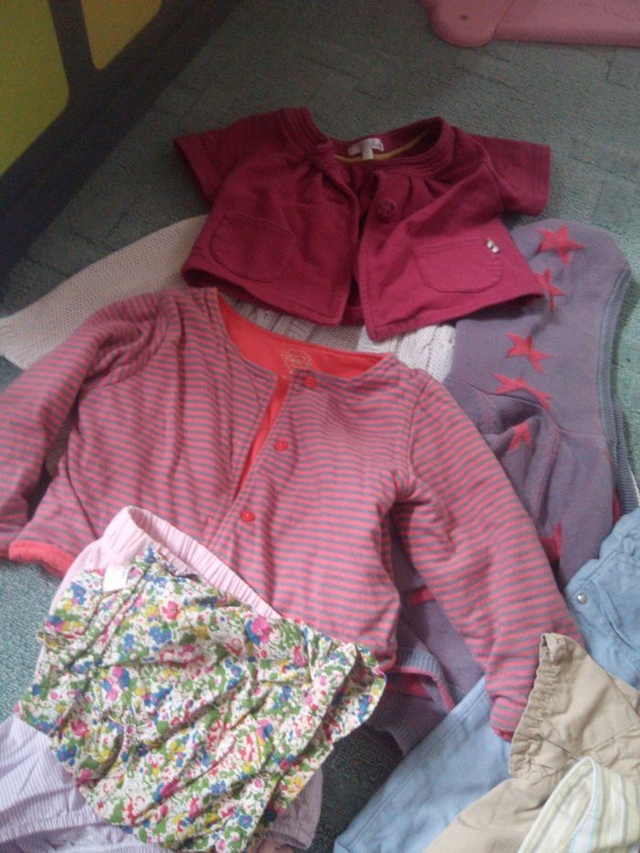 Vêtements fille 12 mois - photo numéro 3