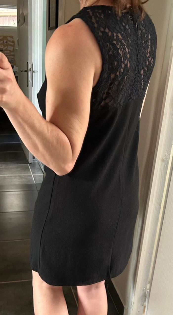 Robe noir - photo numéro 2