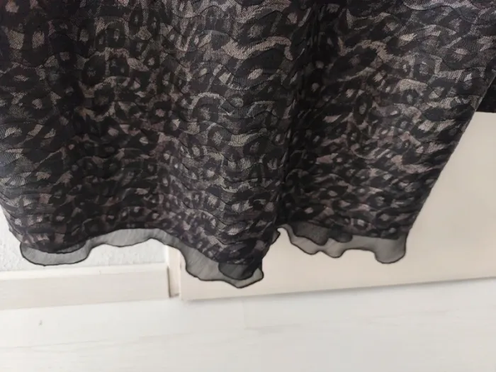 Haut noir doré T48 - photo numéro 4