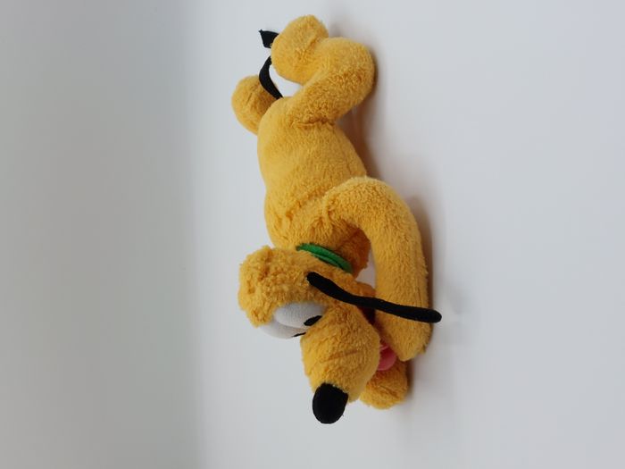 Peluche doudou Pluto DISNEYLAND PARIS chien Mickey 25 cm - photo numéro 3