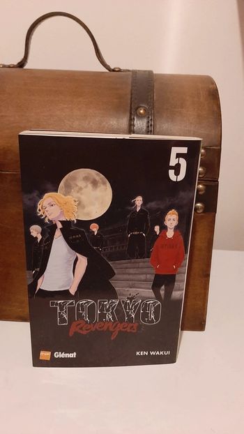 Manga Tokyo Revengers tome 5 édition limitée jaquette exclusive alternative Fnac