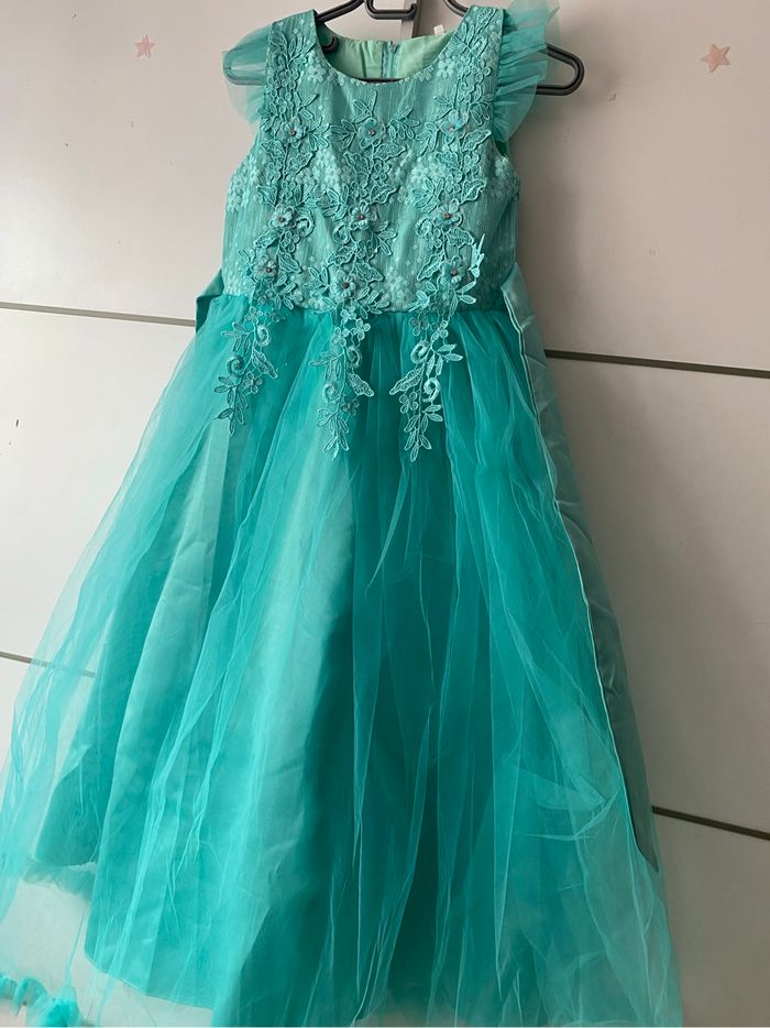 Robe de fête - photo numéro 2