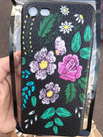 Coque iPhone 7 neuve fleur