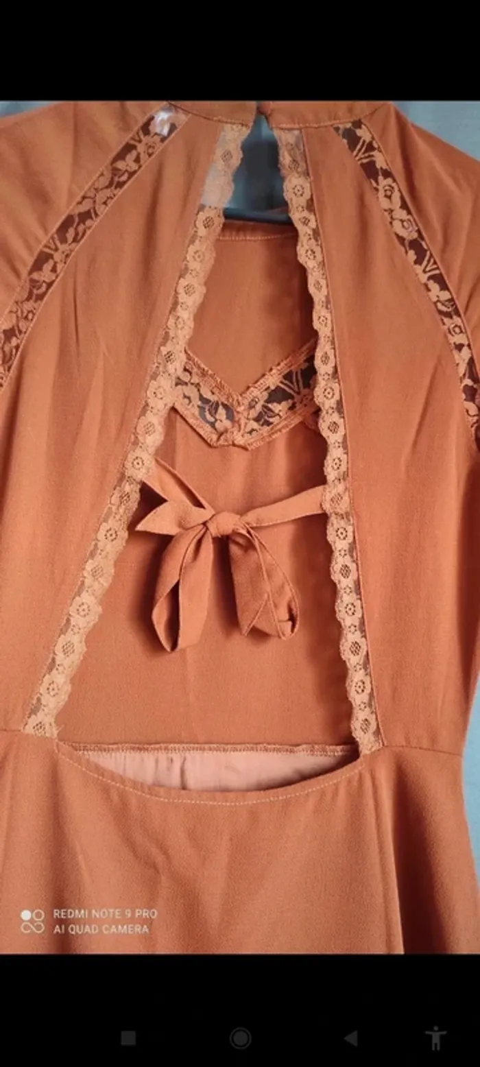 Magnifique robe neuve décolleté dos - photo numéro 9