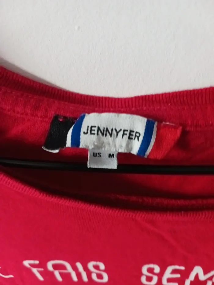 T-shirt rouge Je fais semblant d être normale Taille M Jennyfer - photo numéro 3