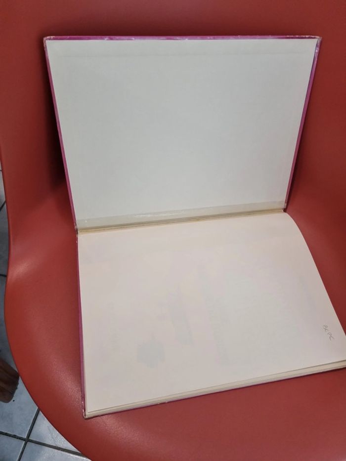 bd corto maltesse hugo Pratt l'ange à la fenêtre d'orient casterman 1975 - photo numéro 5