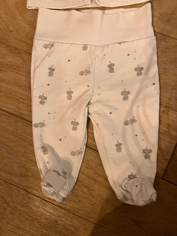 Pyjama 2 pièces blanc  sergent major 3 mois très bon état - photo numéro 2