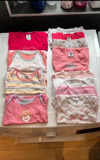 Lot de bodies été fille 12 mois