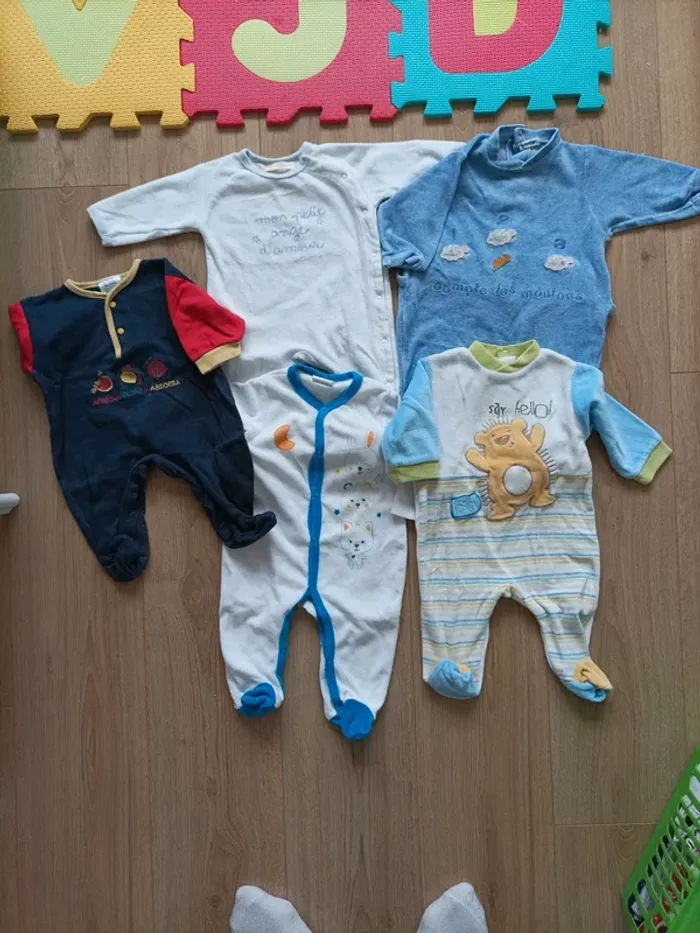 Lot de 5 pyjamas 3 mois