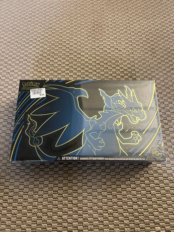 Coffret Pokémon Collection Ultra Premium Mega Dracaufeu X EX Neuf Scellé FR