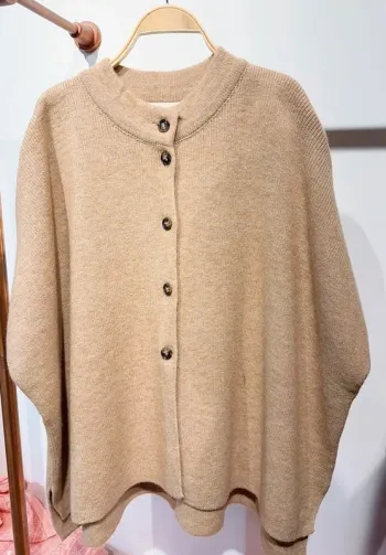 Cape poncho taupe marron clair