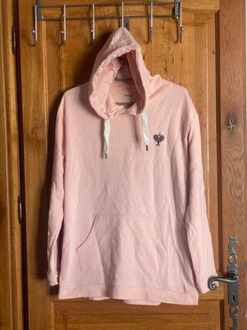 Sweat rose à capuche