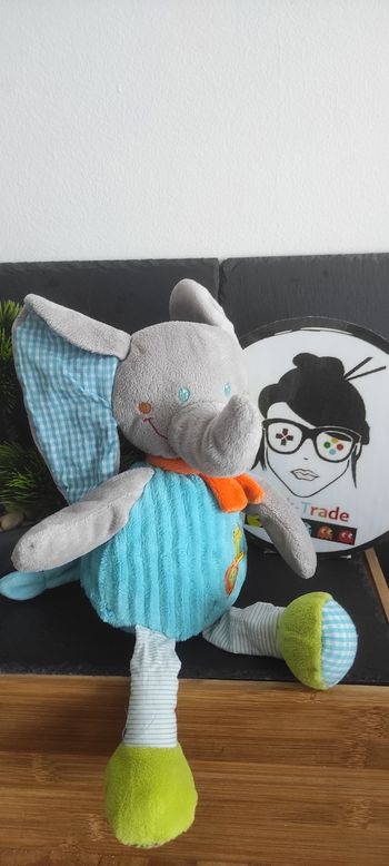 peluche Mots d'enfants doudou éléphant vert bleu orange pomme champignon Doudou
