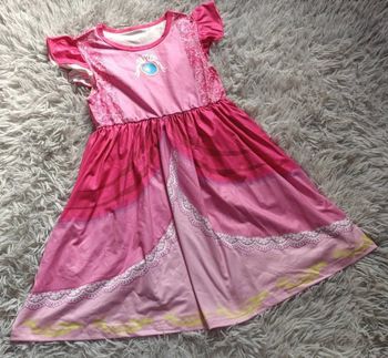 Magnifique robe princesse Peach 💐