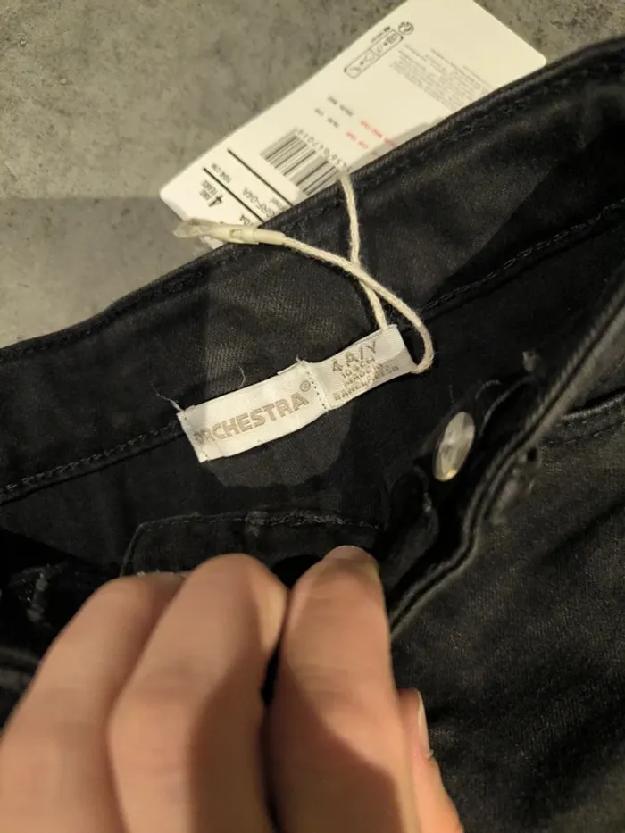 Jeans neuf - photo numéro 2