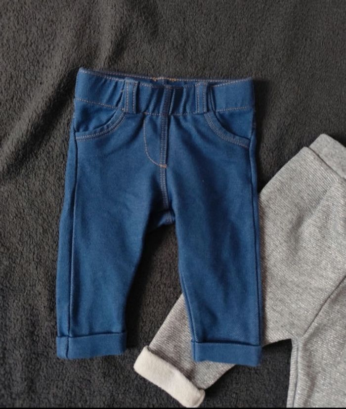 Lot de 4 pantalons, 1 mois, Kiabi đŁ - photo numĂ©ro 2