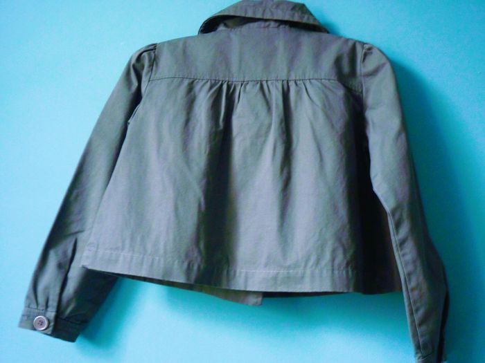 Veste Fille CKS 8 ans jolie decoupe gris boutonné TBE - photo numéro 3