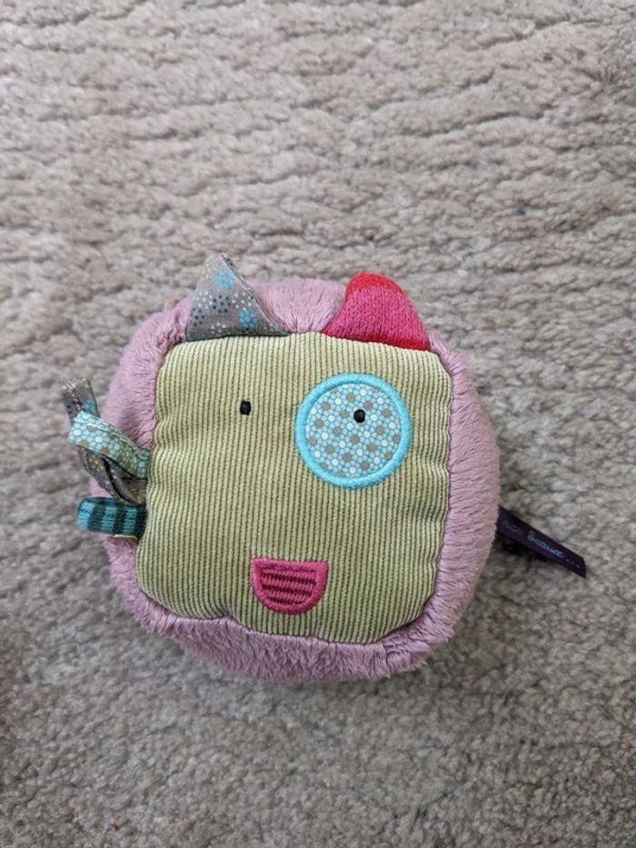 Cube activé moulin roty