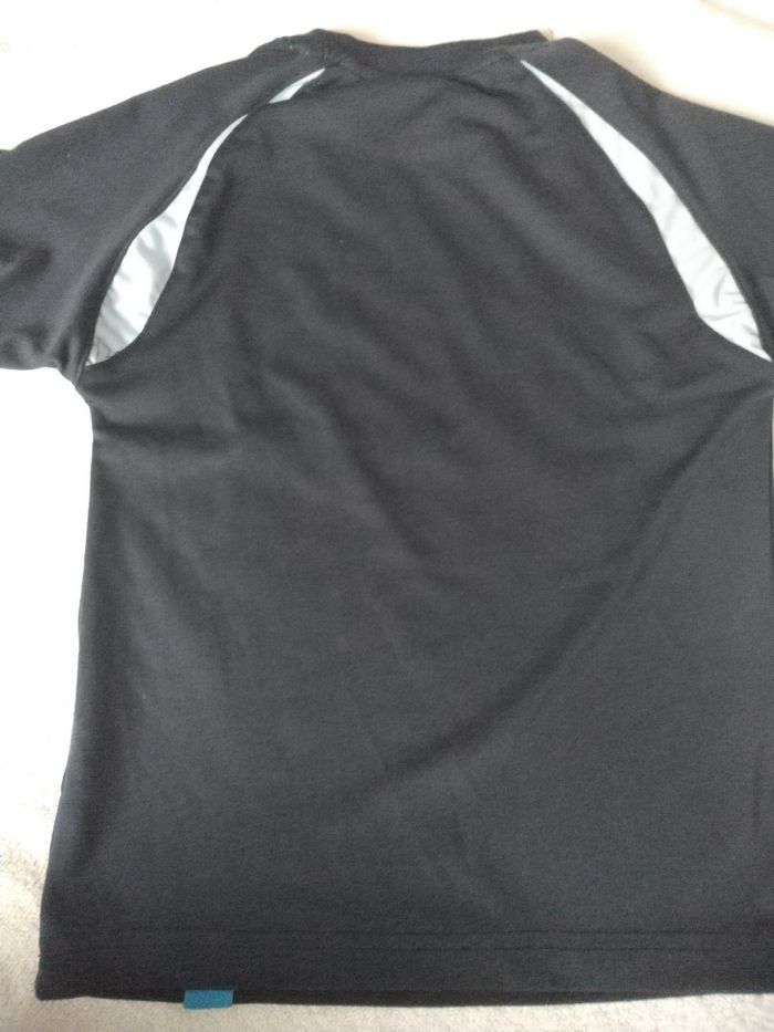 T shirt sport garçon 5 ans bleu marine - photo numéro 4