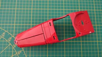 Carcasse carrosserie pièce détachée miniature Mercedes Benz SSK 1928 1/18 burago BBurago #B69