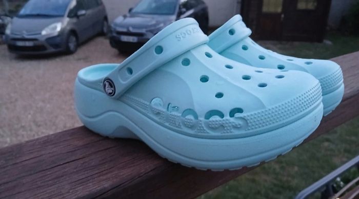 Crocs à plate forme 36/37 - photo numéro 10