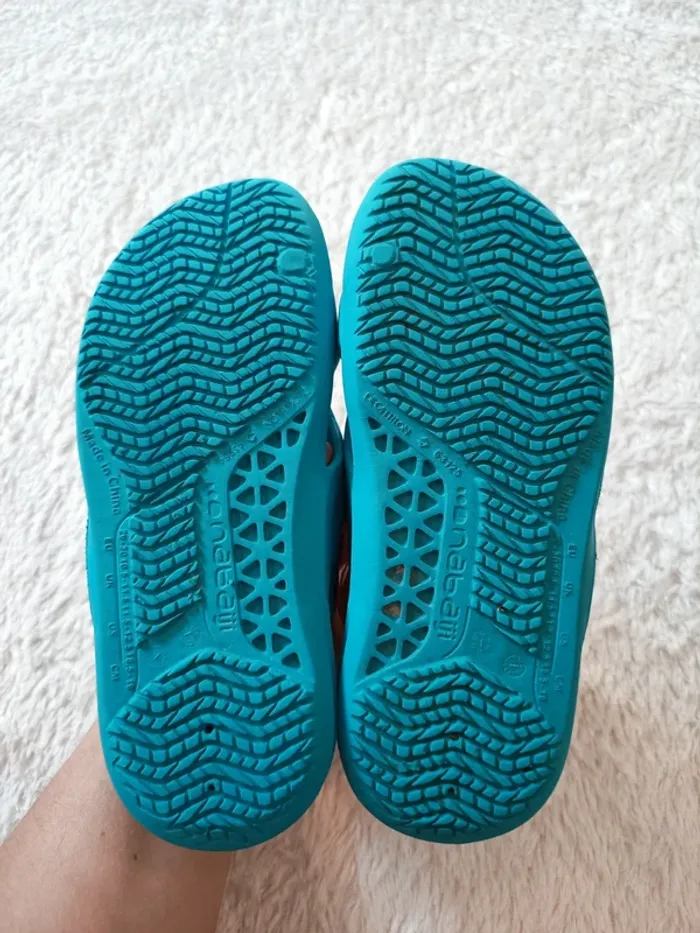 Sandales / claquettes de bain Nabaiji en 29-30 EU - photo numéro 2