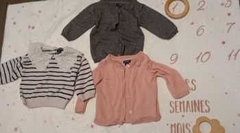 Pull gilet 1 mois