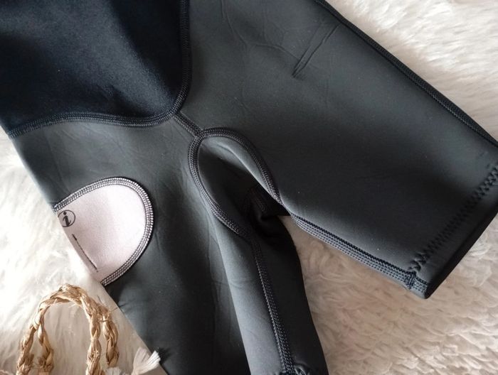 Combinaison natation 👙 façon néoprène tribord Decathlon oxylane 6 ans - photo numéro 4