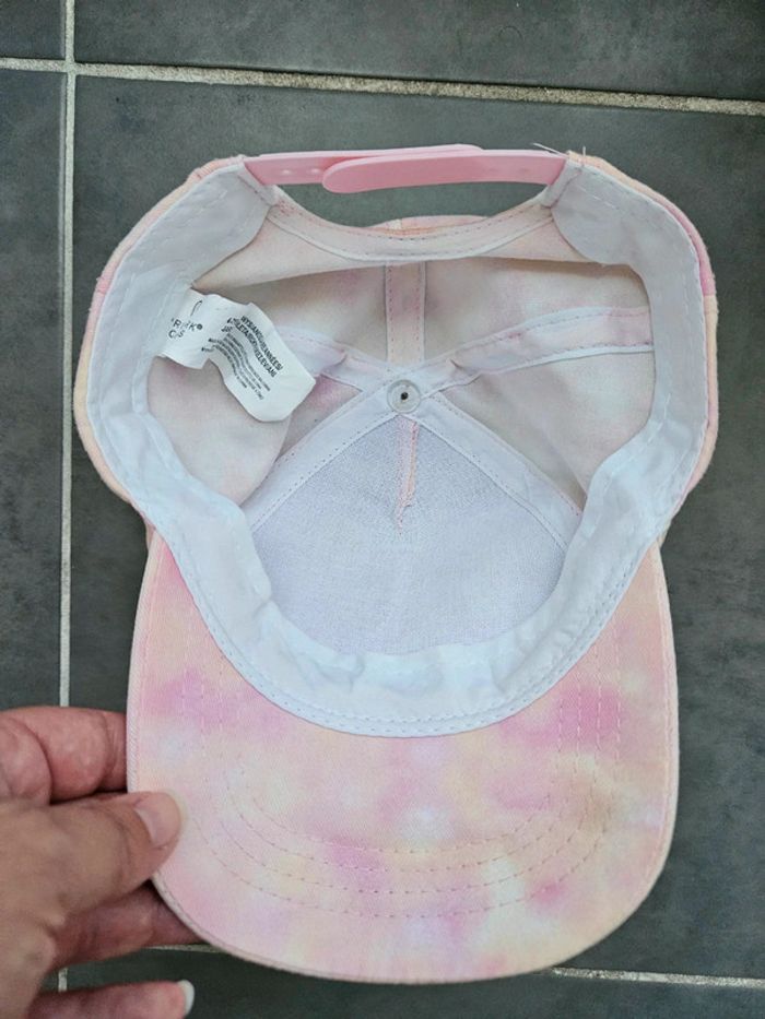 Lot Bob + Casquette FILLE (correspond à 1 enfant de 4-5 ans) Primark, Excellent État - photo numéro 10