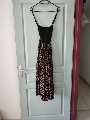 Longue robe bimatière motif leopard