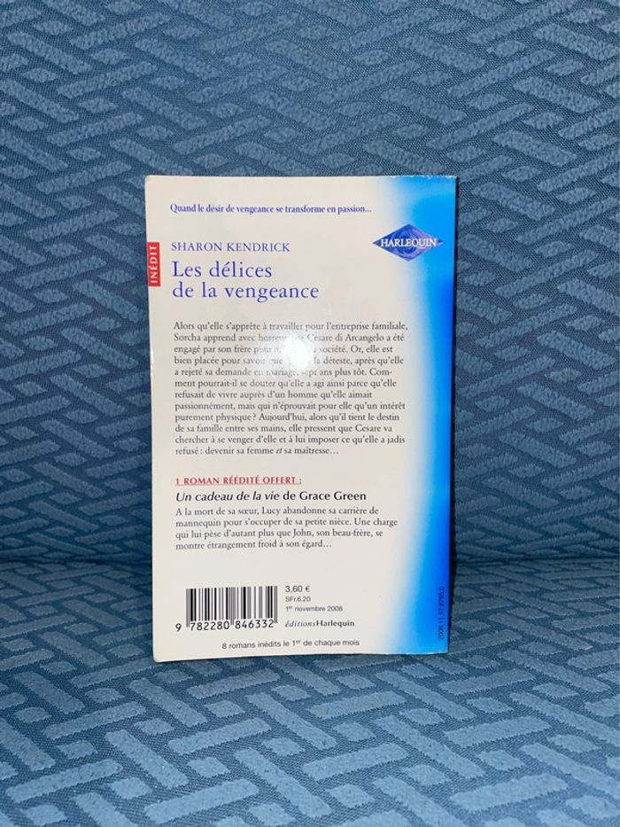 💫1 livre = 2 romans. Très bon état. - photo numéro 3