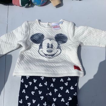 Ensemble Disney baby 1 mois