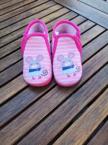 chaussons roses