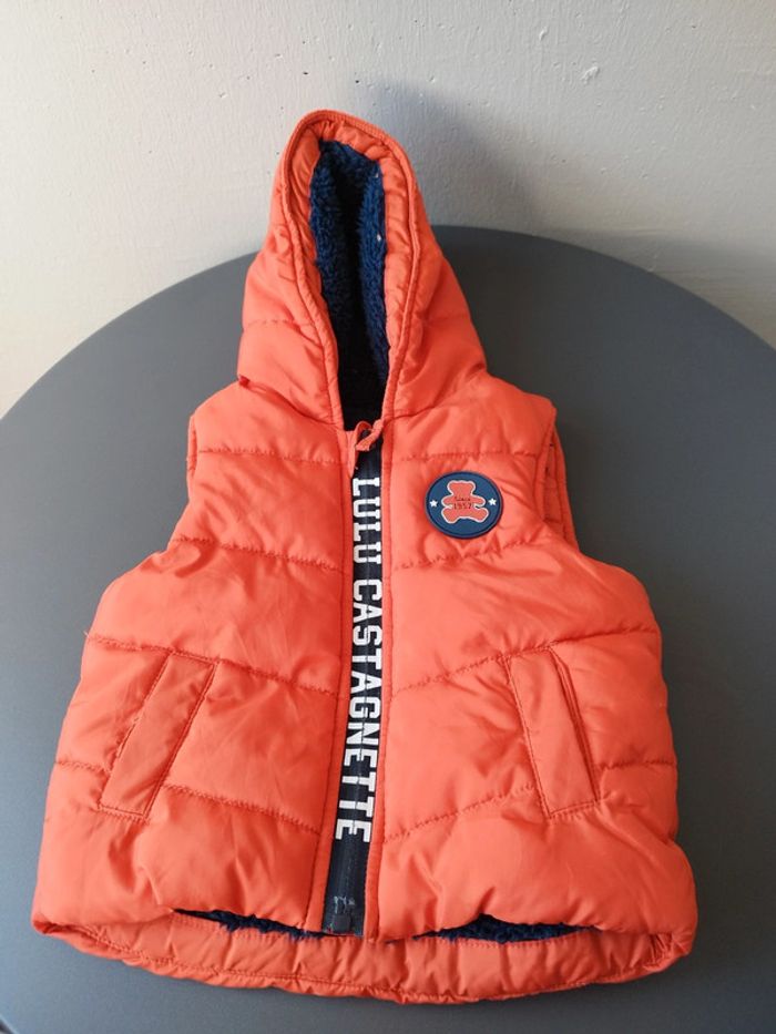 Manteau doudoune sans manche garçon taille 6 mois