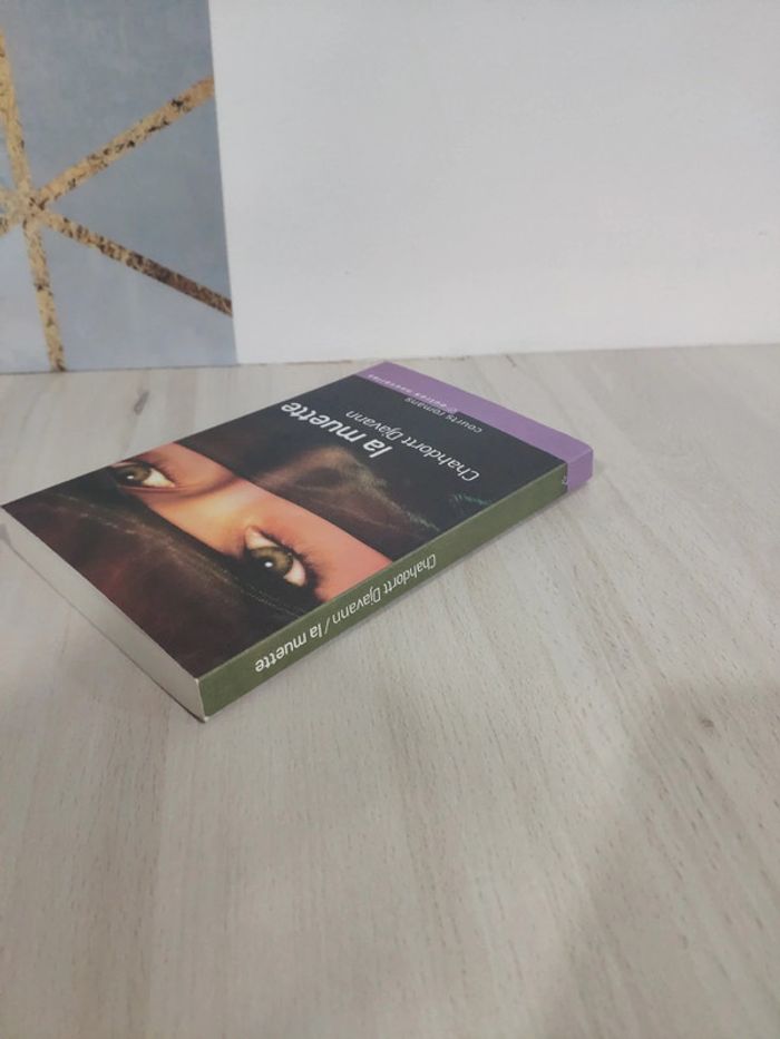 Livre poche La muette Djavann courts romans et autres nouvelles - photo numéro 5