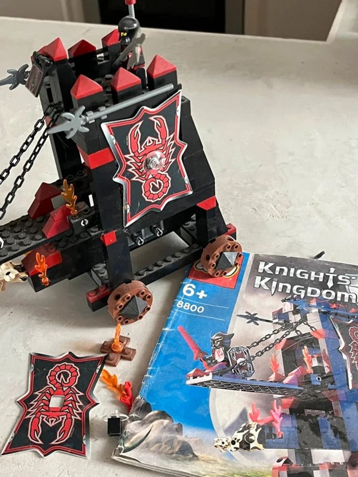 Lego kingdom 8800