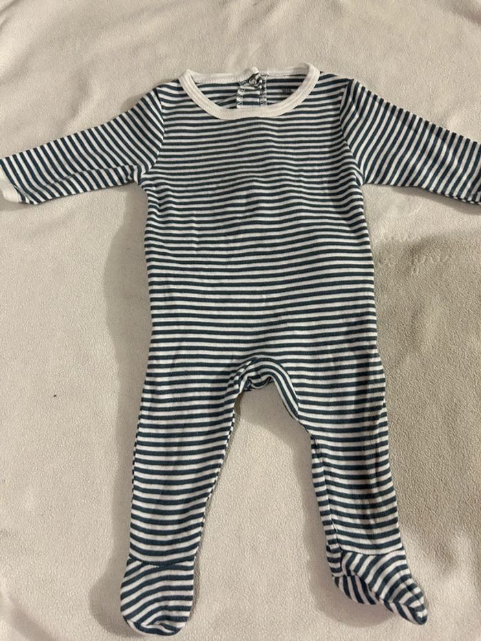 Lot de 6 pyjamas 1 mois - photo numéro 4