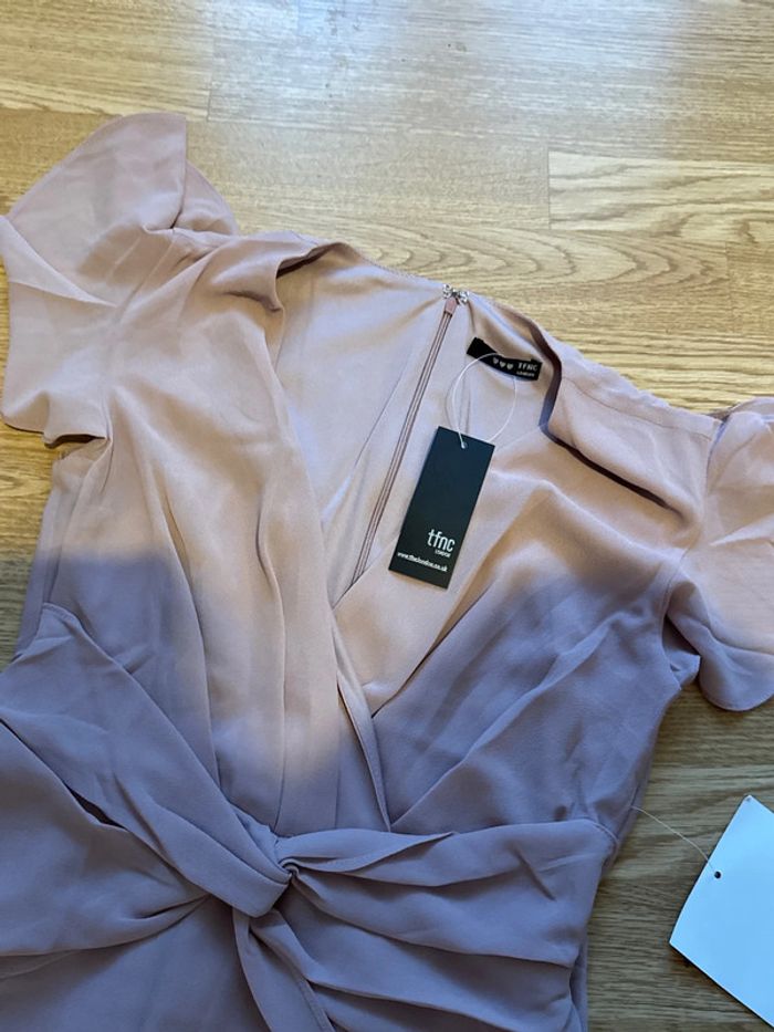 Robe cocktail taille 34 tfnc petite - photo numéro 4