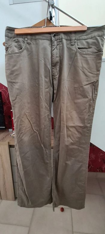 Pantalon Quiksilver taille 46