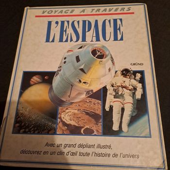 Voyage à travers l'espace #fleurus