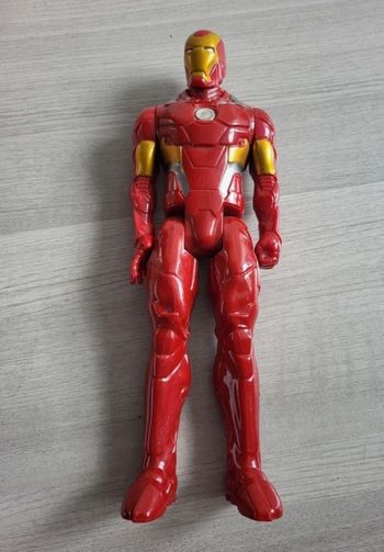 Figurine Iron man