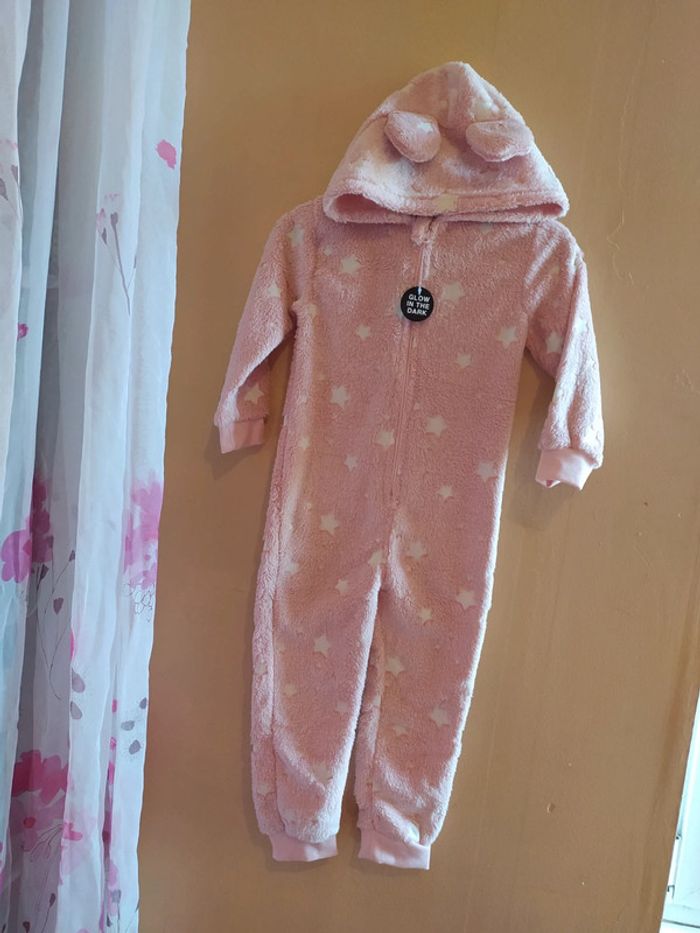 Combinaison pyjama neuf Brille dans le noir - photo numéro 2