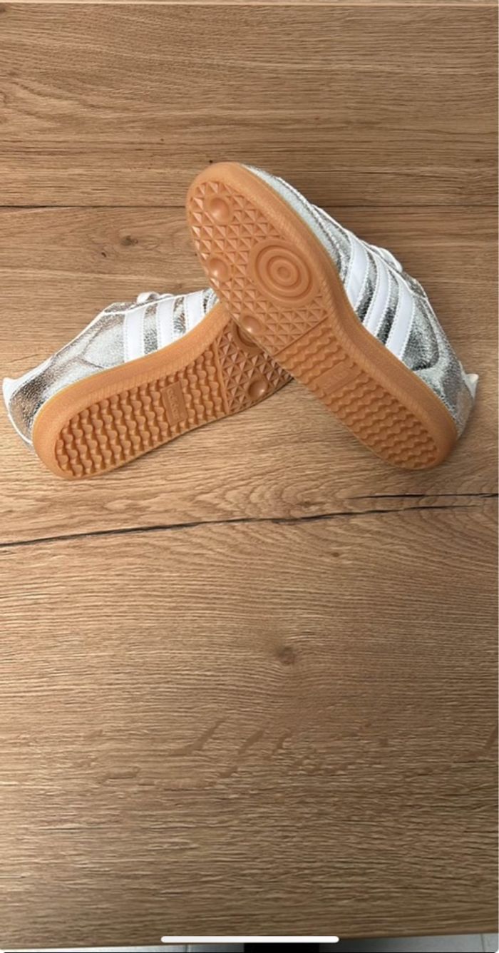 Baskets Adidas Samba argenté 40 - photo numéro 3